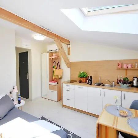 Very Close To The Sea, 30 M2,
